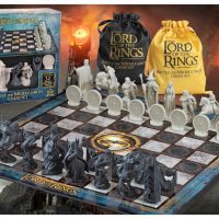 the-lord-of-the-rings-chess-set-battle-for-middle-earth